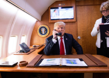 «Вони купка сцикунів», – посланець Трампа підкорив Лукашенка приниженням європейців, матом і тостами