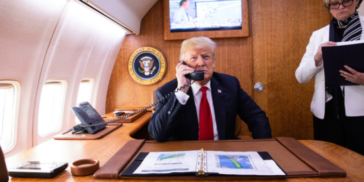 «Вони купка сцикунів», – посланець Трампа підкорив Лукашенка приниженням європейців, матом і тостами