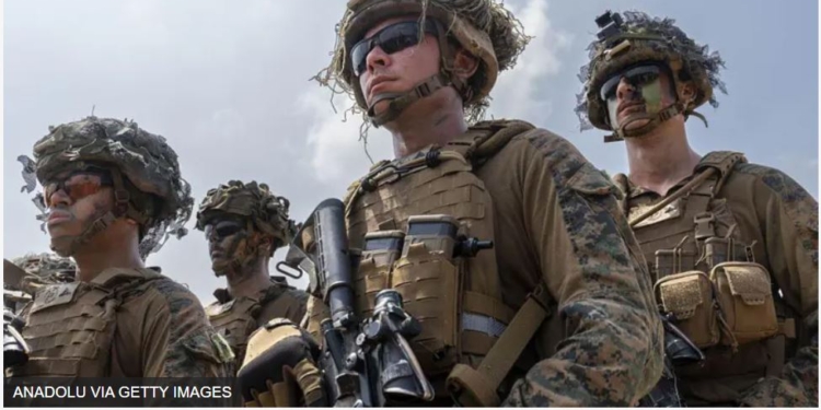 США стягують до Ірану спецназ, морпіхів та повітряний десант. Чи буде наземне вторгнення