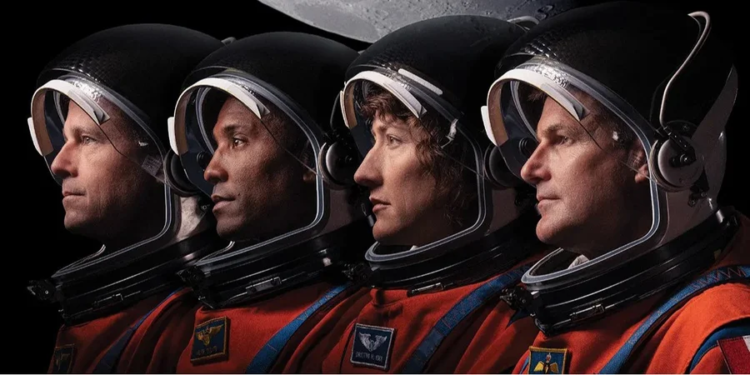 Вночі астронавти стартували на Місяць, на кораблі Оріон вже почалися проблеми (ФОТО, ВІДЕО)