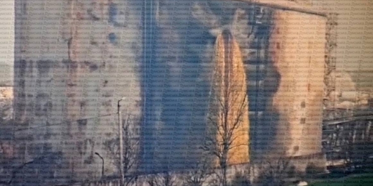 У порту під Одесою окупанти влучили у резервуари з олією (ВІДЕО)