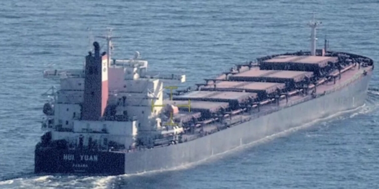 Берегова охорона Швеції затримала судно, яке йшло з російського порту