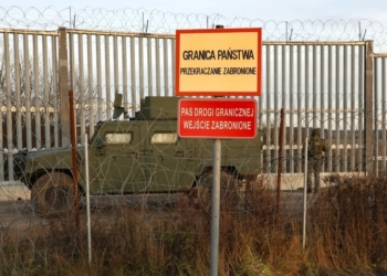 Польща будує на кордоні з Білоруссю бар’єр, щоб посилити вже існуючий паркан