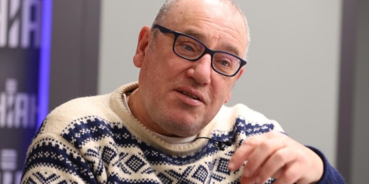 “Обвал саркофагу над 4 реактором ЧАЕС – фактично неминучий сценарій”, – ядерний експерт Грінпіс Шон Берні