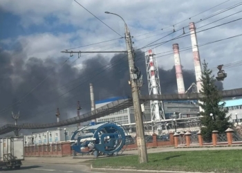 Українські дрони атакували Стерлитамак у Башкортостані, горить завод (ВІДЕО)