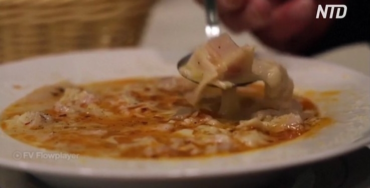 Греція та Туреччина сперечаються за право на суп із тельбухами