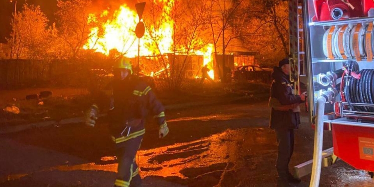 Наслідки нічних ударів по Україні – у Києві, Дніпрі, Одесі, Харкові є загиблі і поранені (ФОТО)