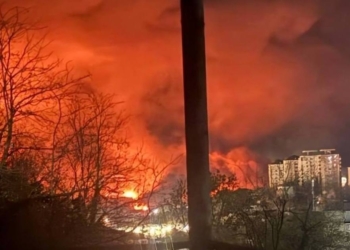 У Туапсе після атаки дронів знову горить НПЗ (ВІДЕО)