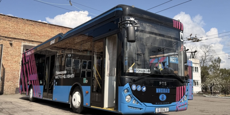 Через знеструмлення Миколаєва з міськелектротранспорту курсуватимуть тільки тролейбуси з автономним ходом