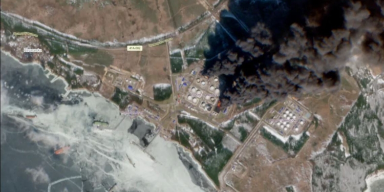 Українські атаки на нафтові термінали в Приморську та Усть-Лузі зменшили доходи Москви на $1 млрд