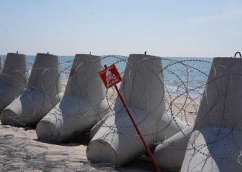 Миколаївські тероборонівці показали, як Коблевське узбережжя перетворюється на лінію захисту (ФОТО)