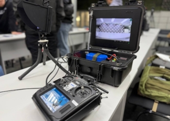 Федоров анонсував впровадження у війську універсальної станції для оптоволоконних дронів