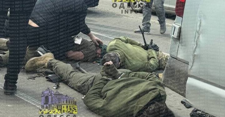 В Одесі відбулося силове затримання працівників ТЦК (ВІДЕО)