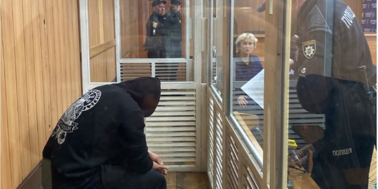 В Одесі суд відправив під варту без права застави 4 співробітників ТЦК і поліцейського, затриманих вчора СБУ за викрадення людини
