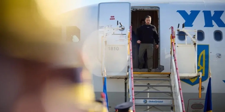 Сьогодні Зеленський в Азербайджані – для переговорів з питань безпеки та енергетики, – ЗМІ