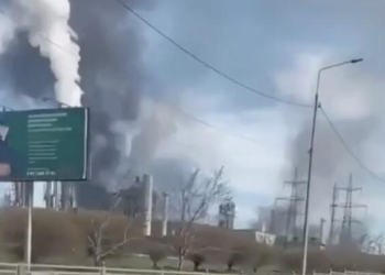 У Вологодській області РФ дрони атакували завод “Апатит”,  є витік сірчаної кислоти (ВІДЕО)