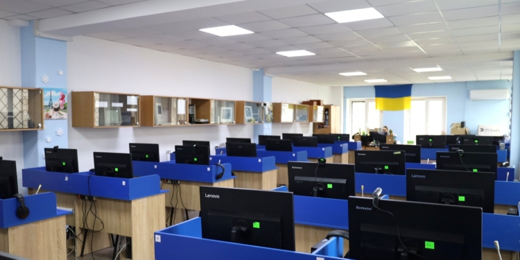 У Миколаєві відкрили Центр проведення іспитів з української мови для державних службовців