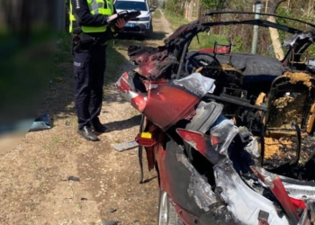 На Миколаївщині дрон атакував авто, 70-річний чоловік в лікарні (ФОТО)