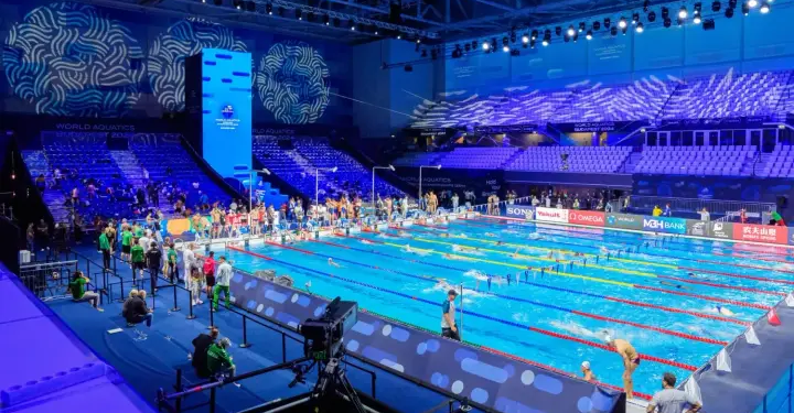 World Aquatics зняла санкції з російських та білоруських плавців