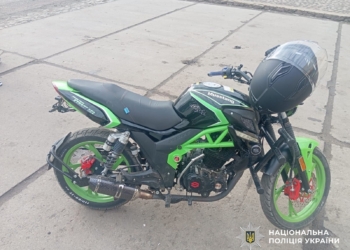 На Миколаївщині підліток на мотоциклі збив 9-річного пішохода – після ДТП дитина в лікарні