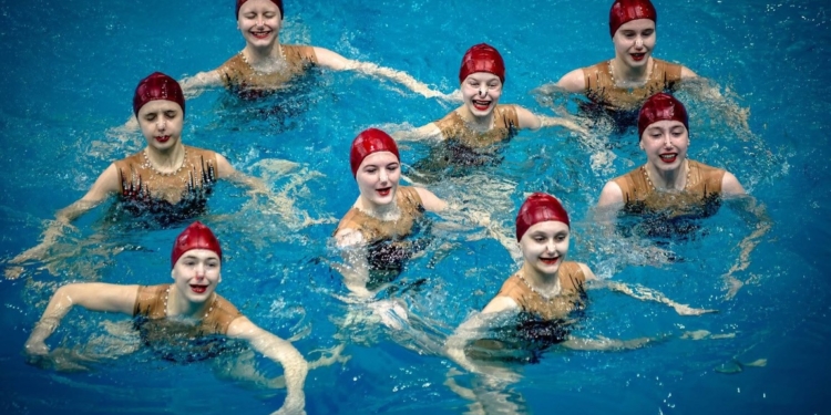 Миколаївські синхроністки – переможниці і призерки юніорського чемпіонату України (ФОТО)