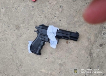 На Закарпатті учень влаштував стрілянину у школі: є поранений