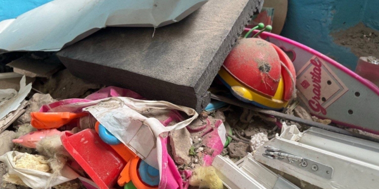 У Дніпрі кількість постраждалих внаслідок ворожої атаки зросла до 18, на Одещині – двоє поранених (ФОТО)