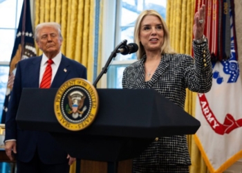 Чутки підтвердились: Трамп звільнив Пем Бонді з посади генпрокурора США