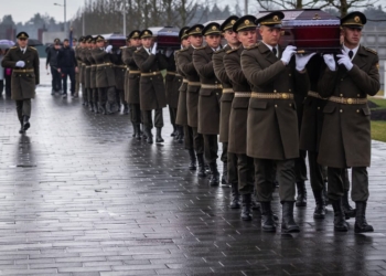 На Національному військовому меморіальному кладовищі відбулося почесне поховання воїнів з Миколаївщини (ФОТО)