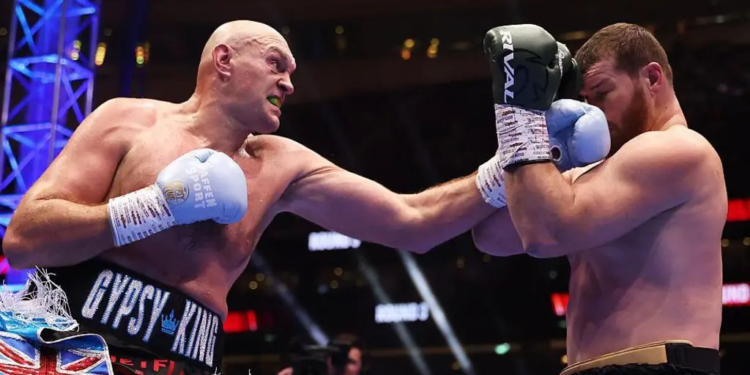 Тайсон Ф’юрі переміг росіянина Арсланбека Махмудова і викликав на бій Ентоні Джошуа (ВІДЕО)