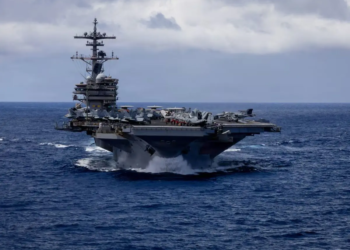 Щодня яєшня з 4 тис. яєць. Як годують екіпажі авіаносців США (ФОТО)