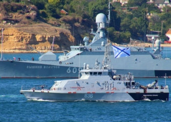 Що це за 30-метрові катери “Соболь” та “Грачонок”, які сьогодні уразили ВМС біля Керченського мосту (ФОТО, ВІДЕО)