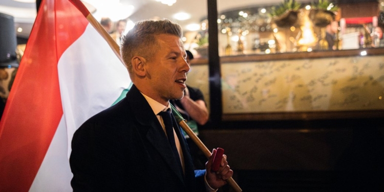 Опозиція в Угорщині матиме в парламенті конституційну більшість. З гаком