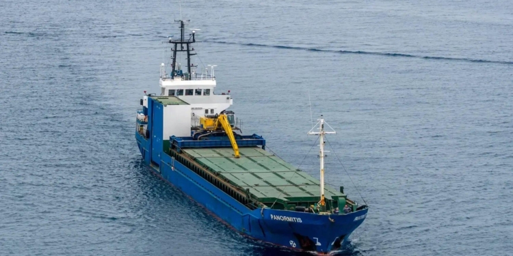 Судно з краденим українським зерном в Ізраїлі розвантажувати не будуть, але є але