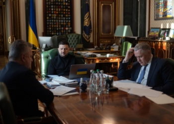 Зеленський поговорив по телефону з Президентом Гондурасу Насрі Асфурою