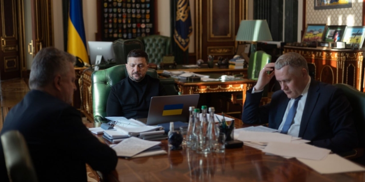 Зеленський поговорив по телефону з Президентом Гондурасу Насрі Асфурою