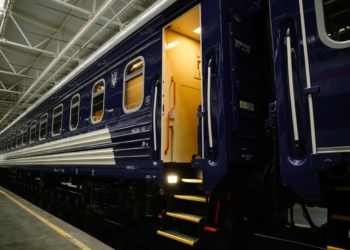 Укрзалізниця отримає 100 нових вагонів, перші вже приймають пасажирів (ФОТО, ВІДЕО)