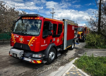 На Миколаївщині горіли багатоповерхівки та авто (ФОТО)