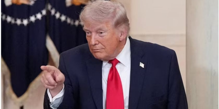 Трамп на публічному обіді в Білому домі заявив, що Макрона б’є дружина. Макрон відповів (ВІДЕО)