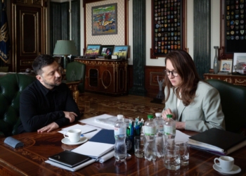 Зеленський обговорив зі Свириденко кадрові питання і приватизацію «Сенс Банку»