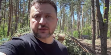 «Багато зараз нових погроз від Росії. Завтрашній день залежить від того, що ми почуємо сьогодні» – звернення Зеленського (ВІДЕО)