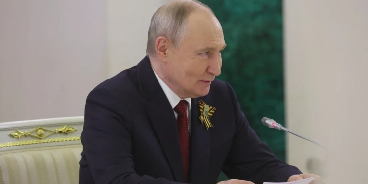 Путін звинуватив Україну у зриві обміну полоненими