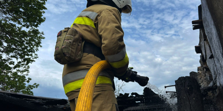 Із 4 пожеж за добу на Миколаївщині дві було в житловому секторі