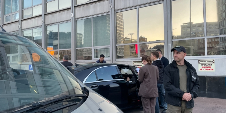 НАБУ та САП проводять слідчі дії щодо Андрія Єрмака (ФОТО, ВІДЕО)