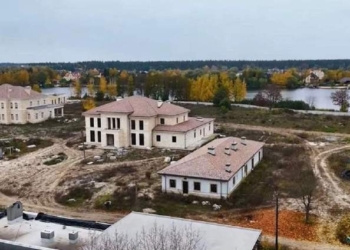 Не Єрмаком одним. ВАКС обрав запобіжні заходи ще чотирьом підозрюваним у справі «Династія»