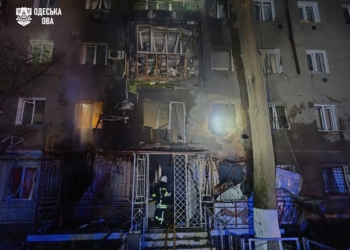 Нічна масована атака росіян на Одещину – є травмовані, ворог поцілив по житлових будинках та портовій інфраструктурі (ФОТО)