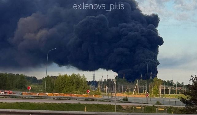 Дрони атакують Москву і Московщину, горить, є загиблі та поранені (ВІДЕО)