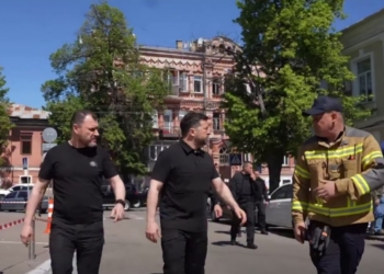 У Києві вже 69 постраждалих внаслідок російської атаки – Зеленський та Клименко прибули на місце ракетного удару (ВІДЕО)