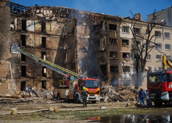 Наслідки сьогоднішнього терору росіян – четверо загиблих, близько 100 поранених, – Зеленський (ФОТО)