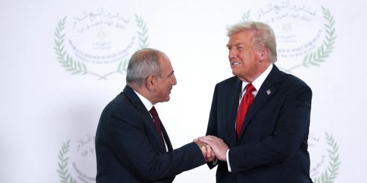 Трамп підтримав Пашиняна на виборах у Вірменії, а той підтвердив свій намір вийти з-під Москви